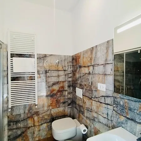 Hh Hermoso Housing Asti Exterior photo